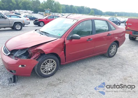2005 Ford Focus Zx4 из США, поврежденный, VIN 1FAFP34N35W277846